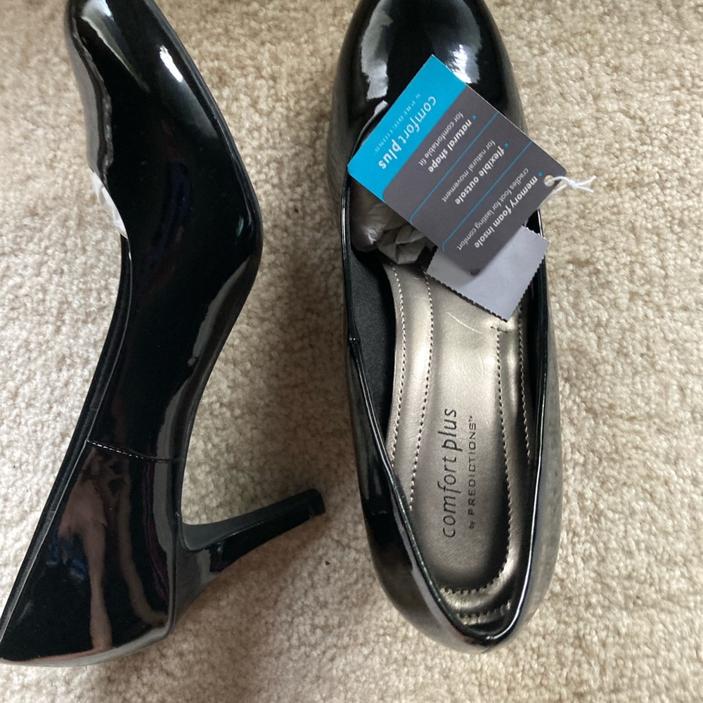 Comfort Plus By Predictions Karmen Pump size 8 1/2